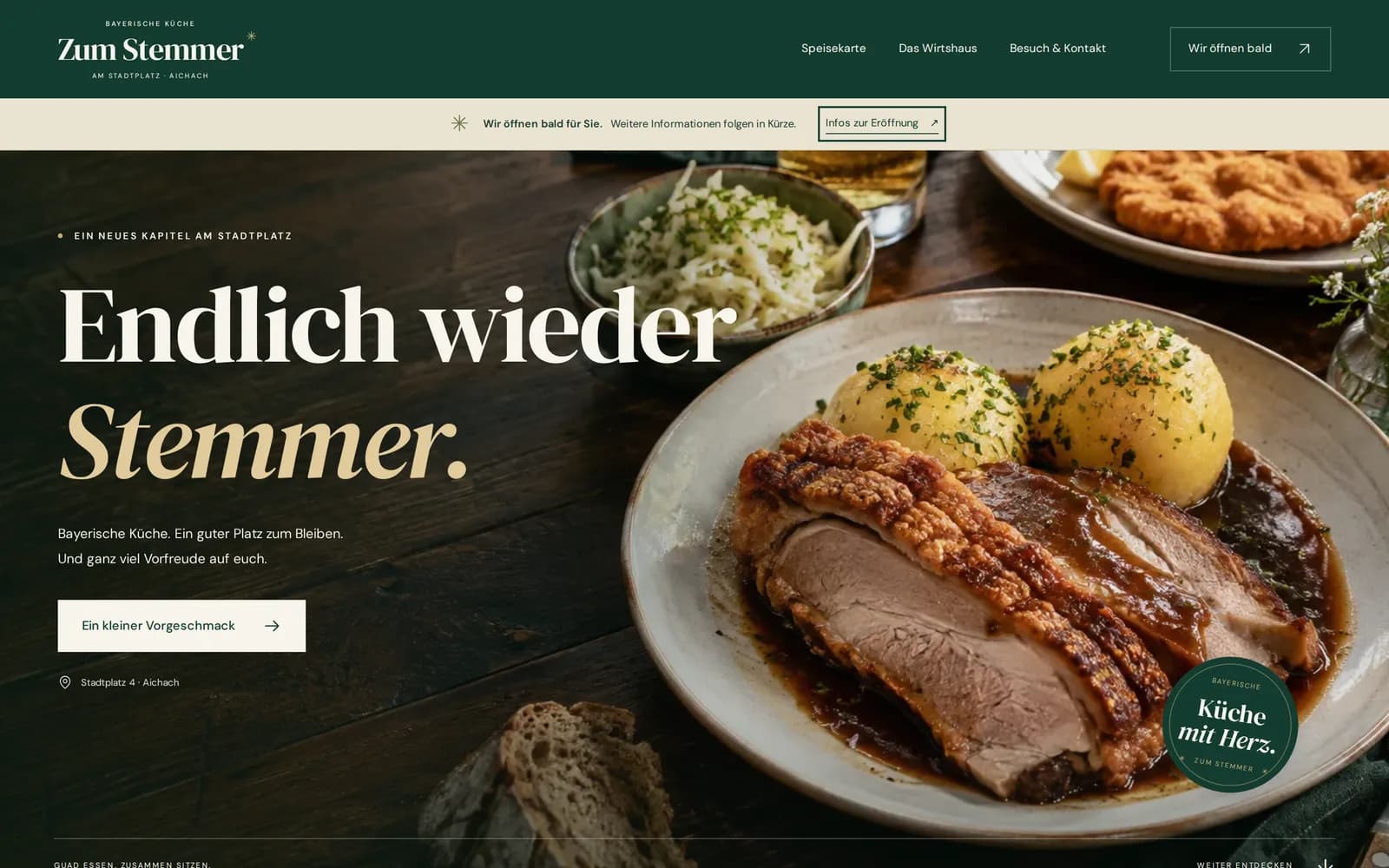 Startseite von Zum Stemmer in Aichach: Krustenbraten mit Knödeln, Headline Endlich wieder Stemmer.